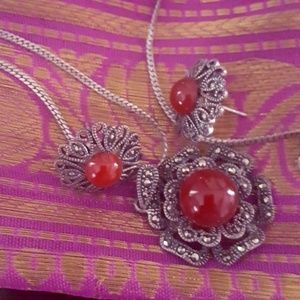 Silver pendant,chain and earrings set